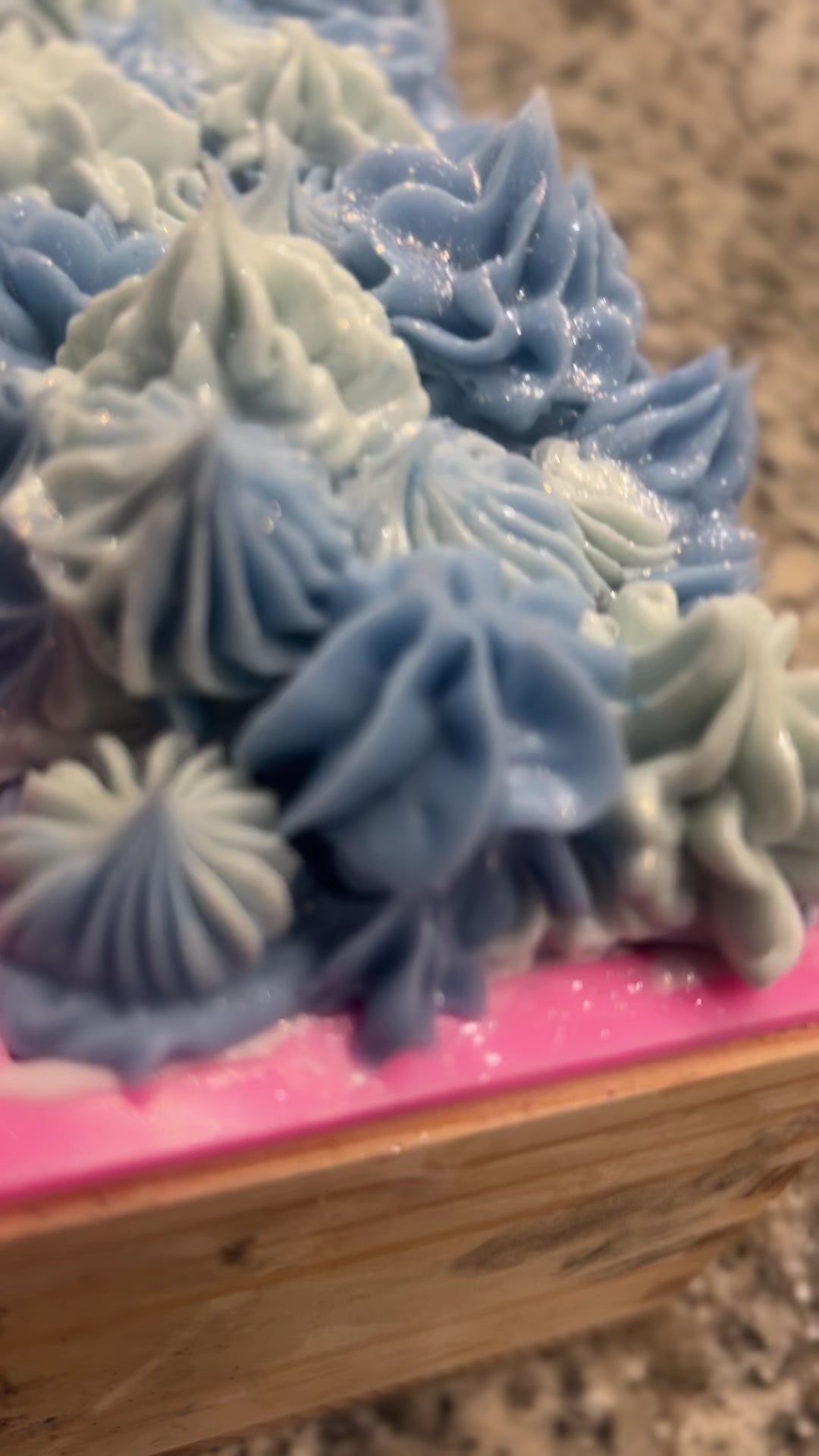 NEW Sapphire Snowfall Body Bar